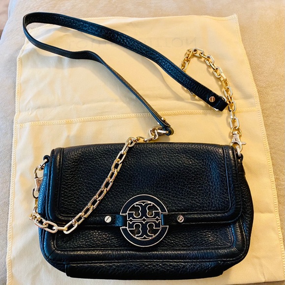 Authentic Tory Burch Blk Leather Chain Cross Body - Picture 2 of 10